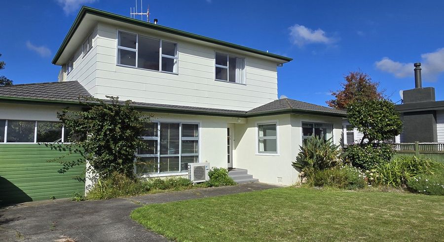  at 10 Stirling Crescent, Hokowhitu, Palmerston North