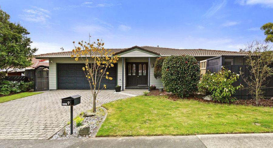  at 9 Ordley Grove, Tawa, Wellington