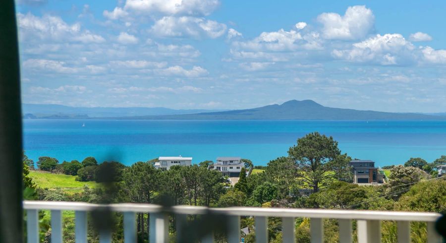  at 98 Wade River Road, Stanmore Bay, Whangaparaoa