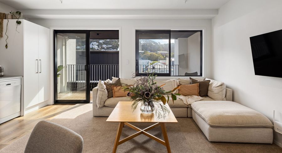  at 210/2 Onepu Road, Kilbirnie, Wellington, Wellington