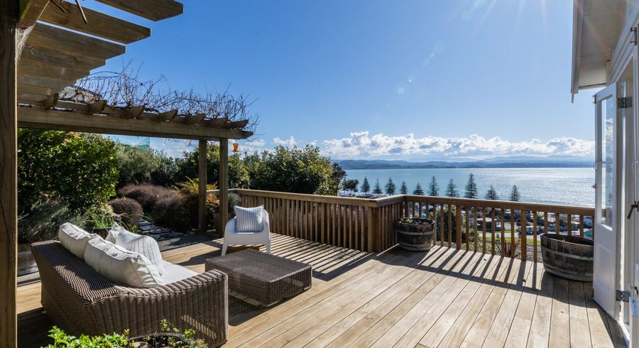  at 14 Bay View Road, Bluff Hill, Napier, Hawke's Bay