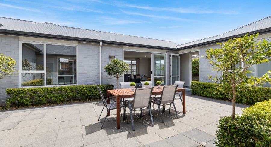  at 5 Audrey Place, Flagstaff, Hamilton