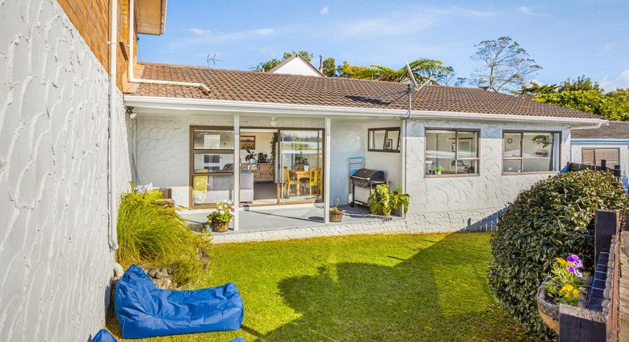  at 2/38 Koromiko Street, New Lynn, Auckland