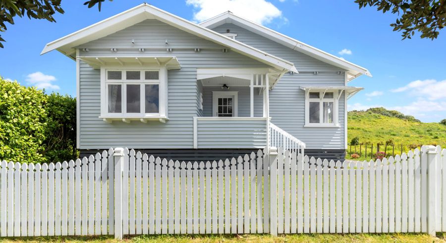  at 24 Mountain Road, Mangere Bridge, Auckland