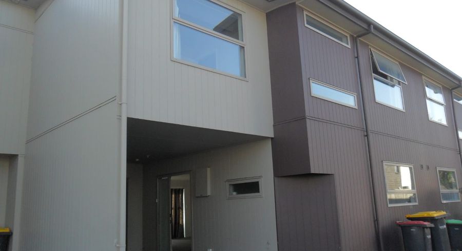  at 2/75 Burke Street, Addington, Christchurch