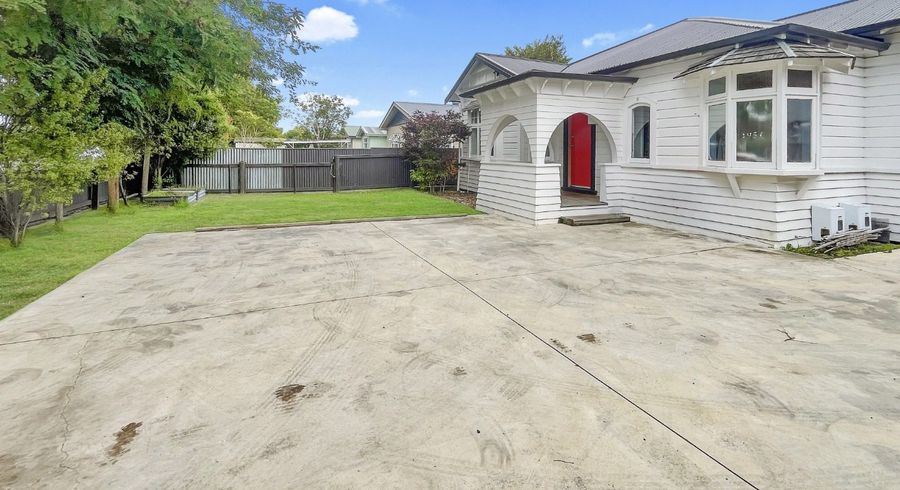  at 195  Ferguson Street, West End, Palmerston North, Manawatu / Whanganui