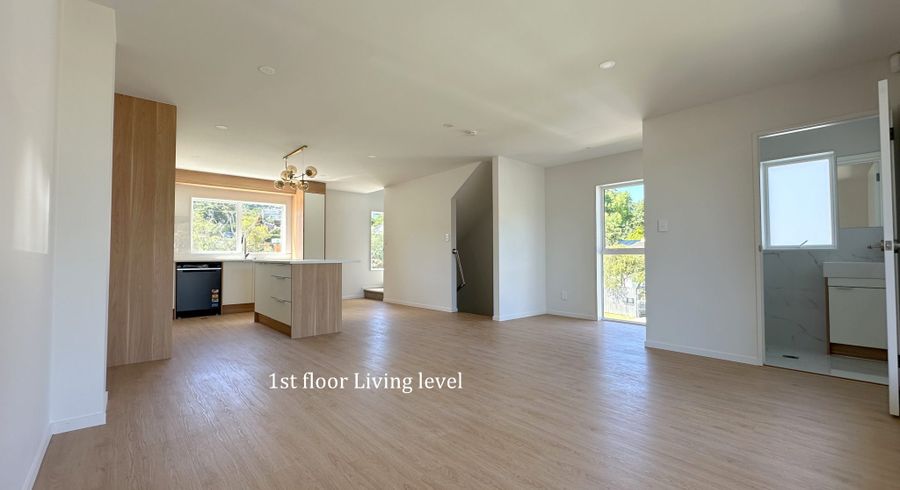  at 15A Blenheim Street, Glenfield, North Shore City, Auckland
