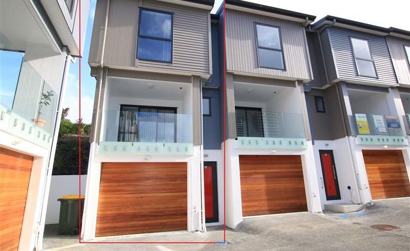  at 2 Akeake Lane, Albany, North Shore City, Auckland