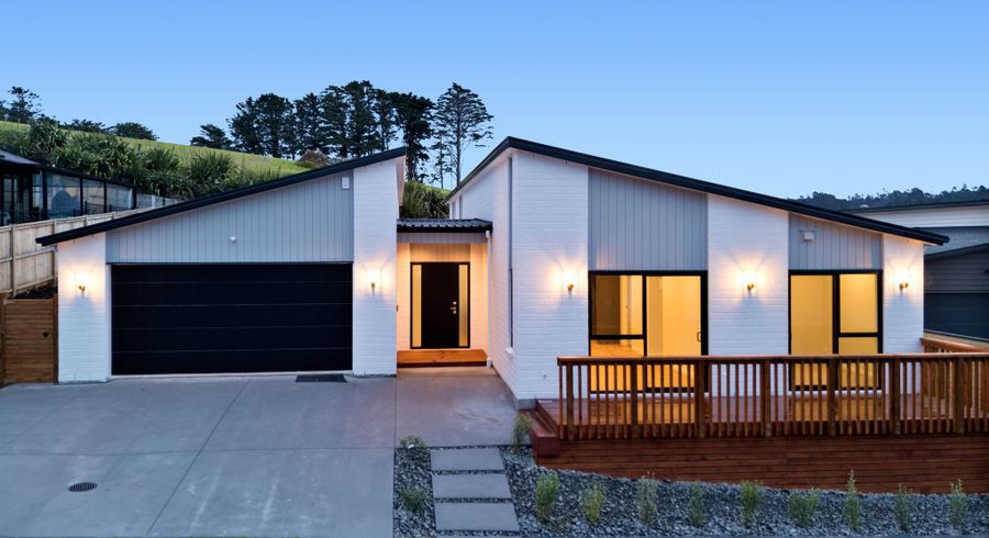  at 44 &44A  Kate Duncan Drive, Swanson, Waitakere City, Auckland