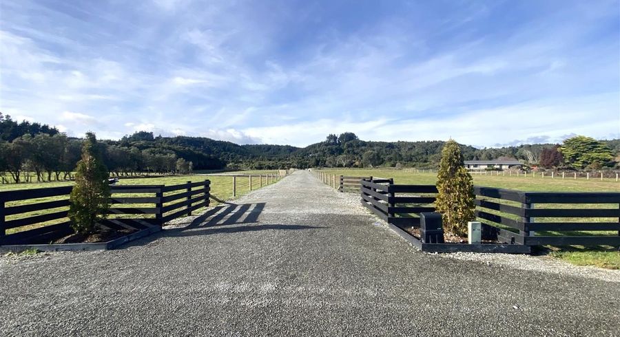  at 249 Coulson Road, Paroa, Grey, West Coast