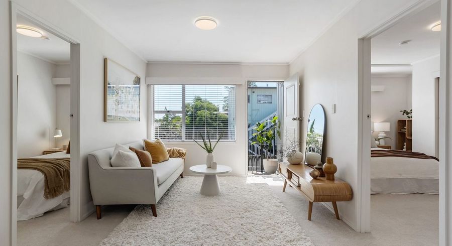  at 11/62 Grange Road, Mount Eden, Auckland City, Auckland