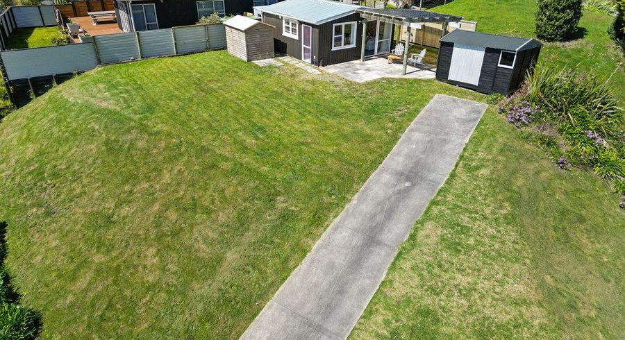  at 19 Hicks Crescent, Waikanae Beach, Waikanae