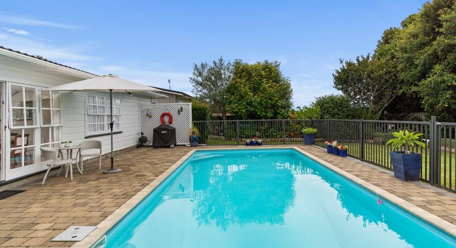  at 85 Glenmore Road, Sunnyhills, Auckland