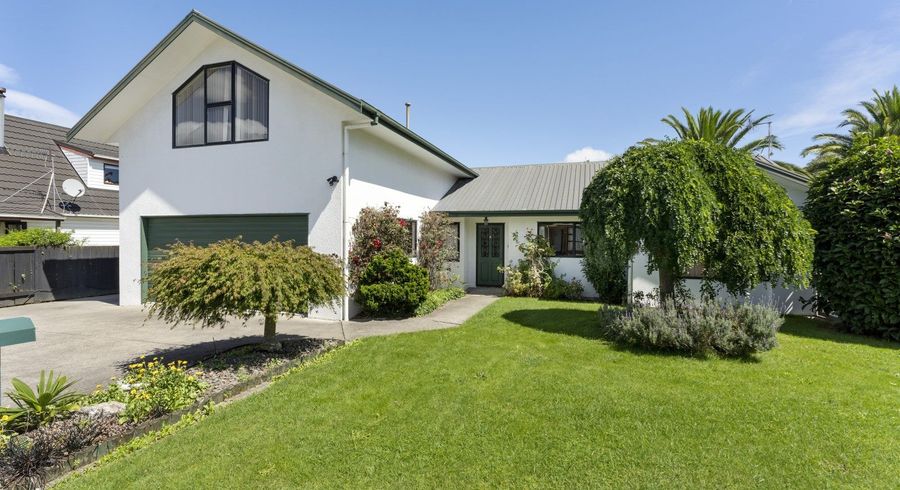  at 5 Gregory Close, Palmerston North, Palmerston North