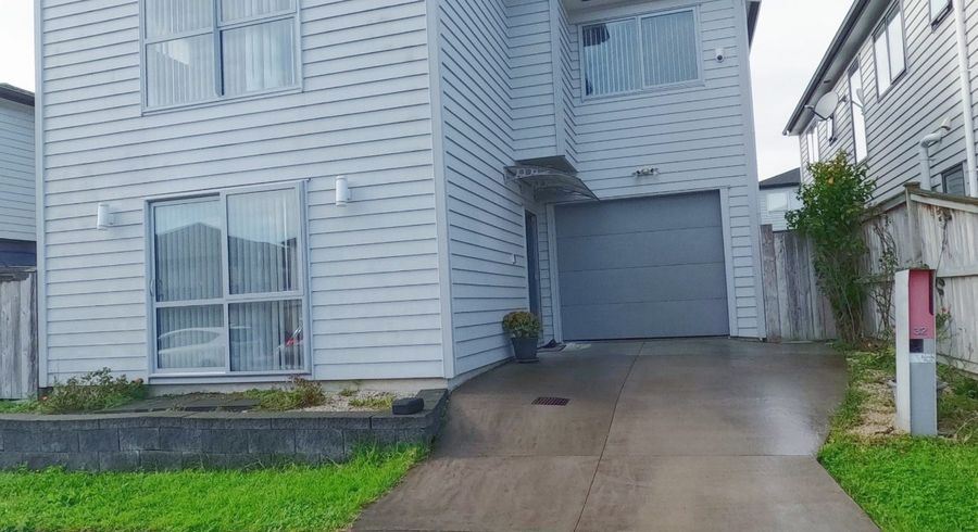  at 32 Calcite Avenue, Flat Bush, Manukau City, Auckland
