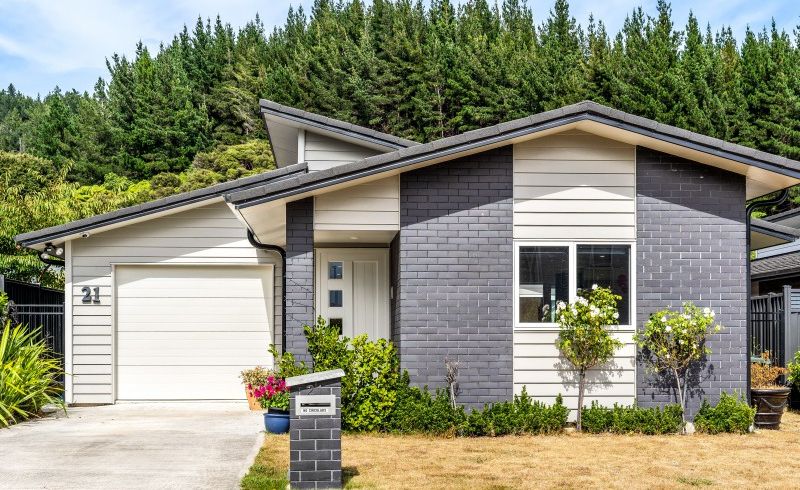  at 21 Somerby Mews, Silverstream, Upper Hutt