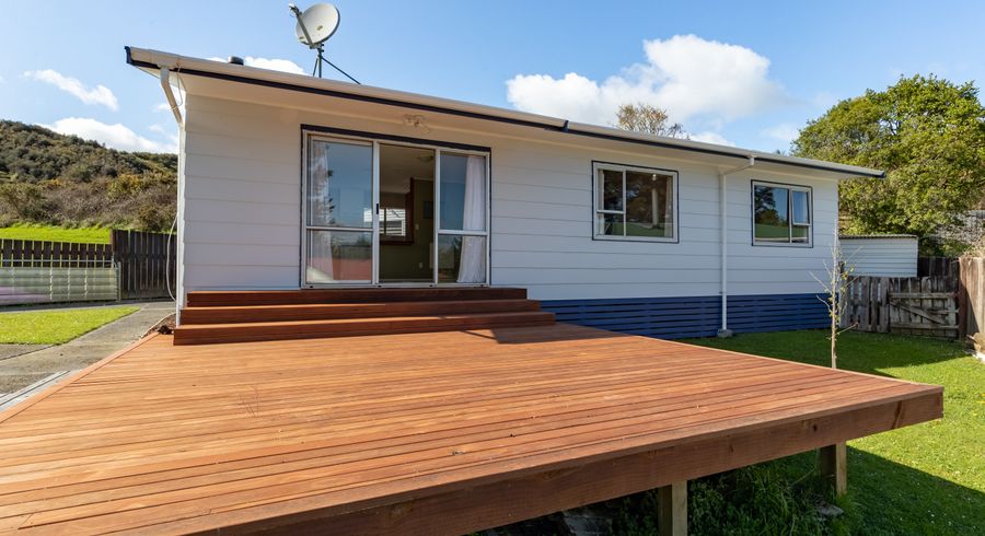  at 21 Oaklands Grove, Clouston Park, Upper Hutt