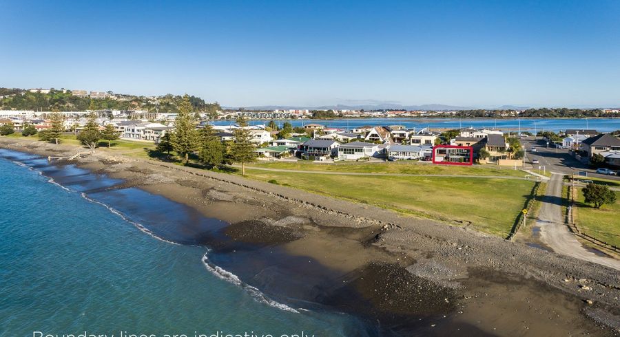  at 2 North Terrace, Westshore, Napier