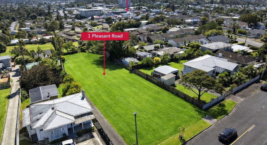  at 1 Pleasant Road, Glen Eden, Waitakere City, Auckland