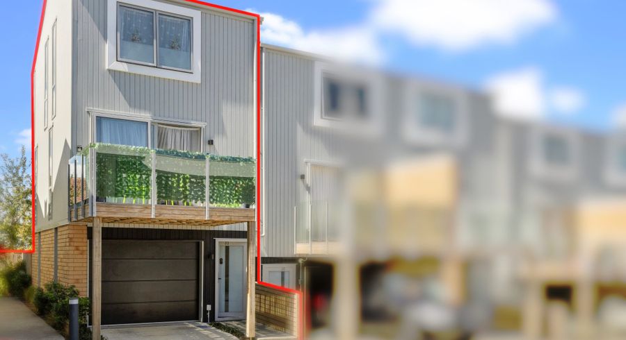  at 33 Helen Jenepher Lane, Mount Wellington, Auckland City, Auckland