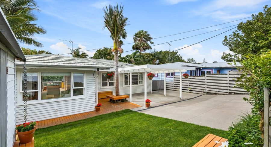  at 71 Saddleback Rise, Murrays Bay, North Shore City, Auckland