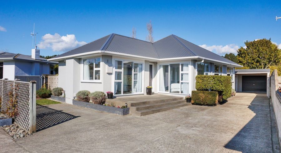  at 37 Parkland Crescent, Terrace End, Palmerston North, Manawatu / Whanganui