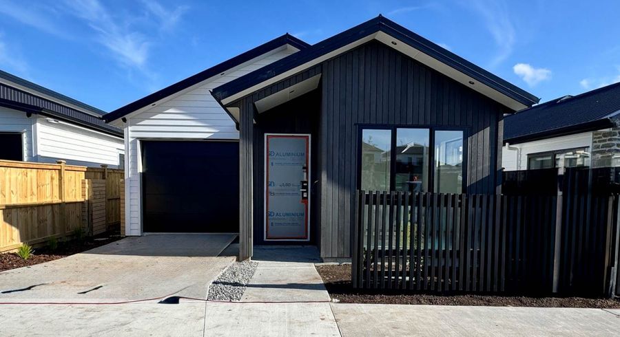  at 390 Te Taruna Drive, Milldale, Rodney, Auckland