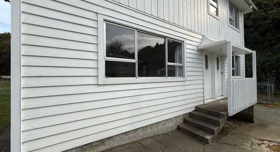  at 50B Kiwi Cres, Tawa, Wellington, Wellington