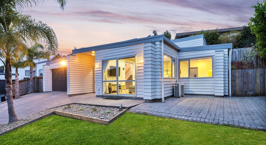  at 9 Cityview Place, Massey, Auckland