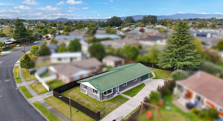  at 43 Blomfield Street, Pukehangi, Rotorua