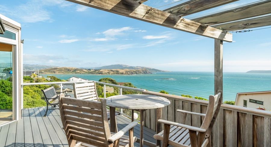  at 1 Roys Road, Plimmerton, Porirua, Wellington