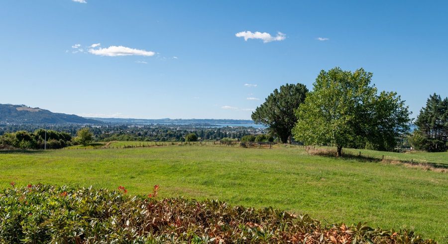  at 8 Mokoia Drive, Tihiotonga, Rotorua