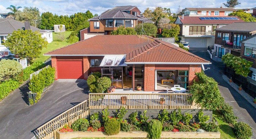  at 1/30 Quebec Road, Milford, North Shore City, Auckland