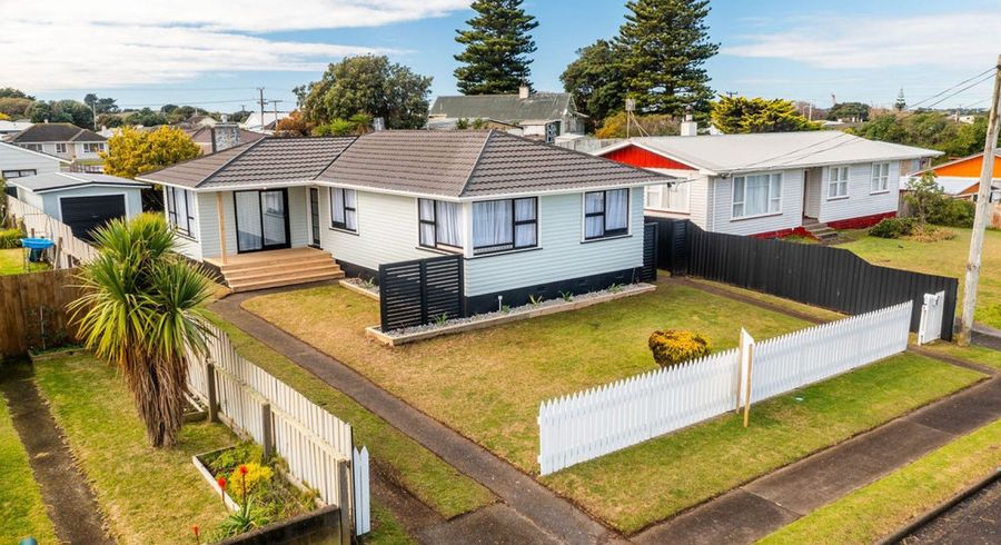  at 6 Omori Place, Castlecliff, Whanganui, Manawatu / Whanganui