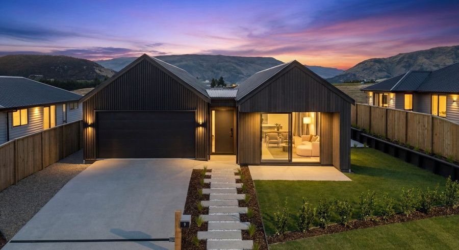  at 9 Stonehenge Road, Wanaka, Wanaka, Otago