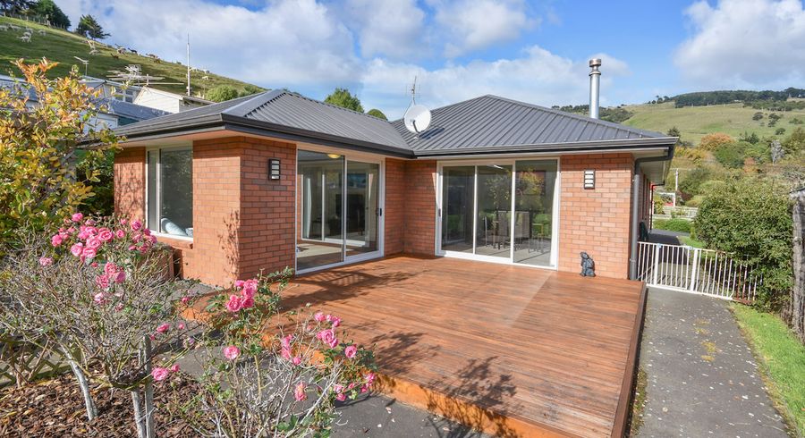  at 13 Roger Street, Macandrew Bay, Dunedin