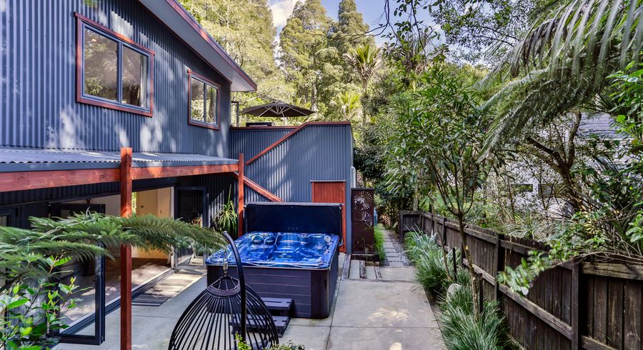  at 42 Valley Road, Titirangi, Auckland