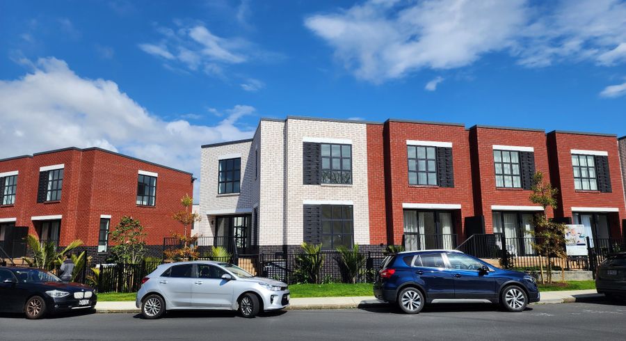  at 19 Fencilbe Drive, Howick, Manukau City, Auckland