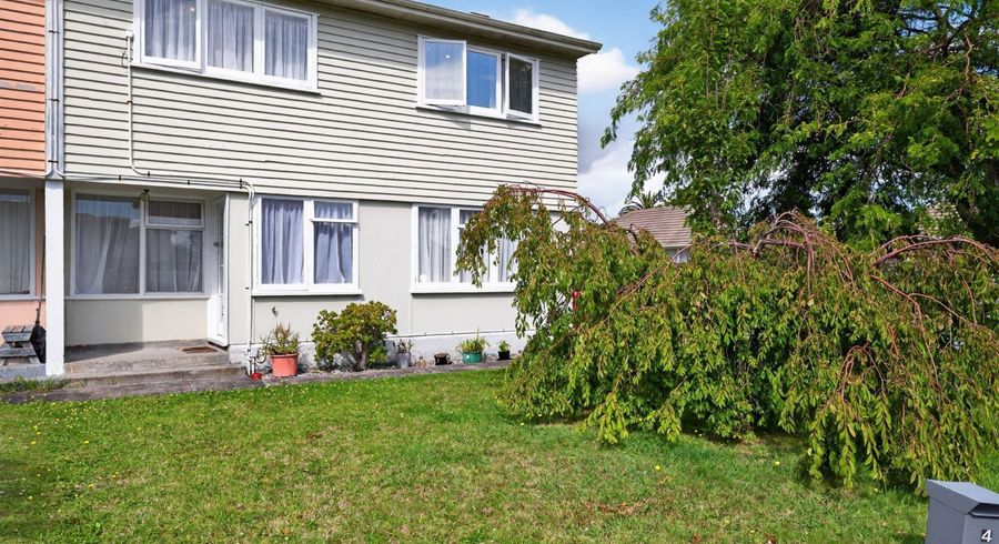  at 4 Renfrew Place, Highbury, Palmerston North, Manawatu / Whanganui