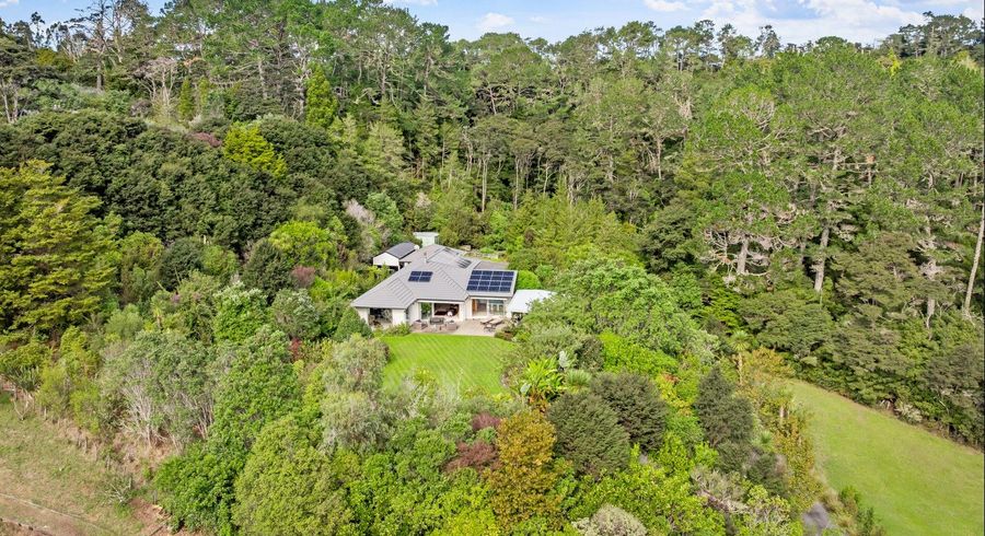  at 16 McCallum Drive, Sandspit, Rodney, Auckland
