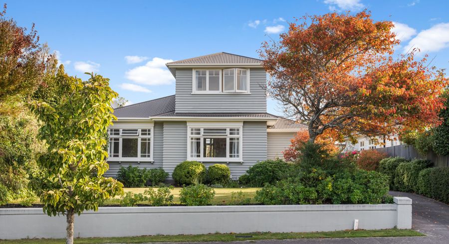  at 9 Cashmere View Street, Somerfield, Christchurch