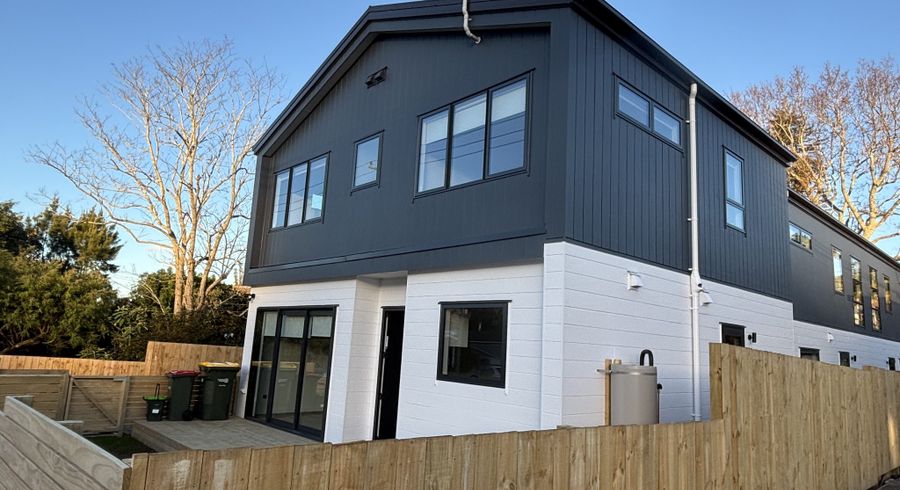  at 47 Ellice Road, Totara Vale, Auckland