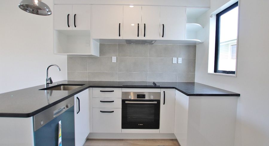  at 12/115 Swanson Road, Henderson, Waitakere City, Auckland