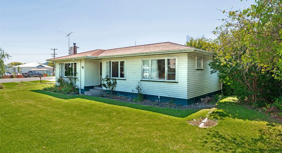  at 28 Endcliffe Road, Kaiti, Gisborne