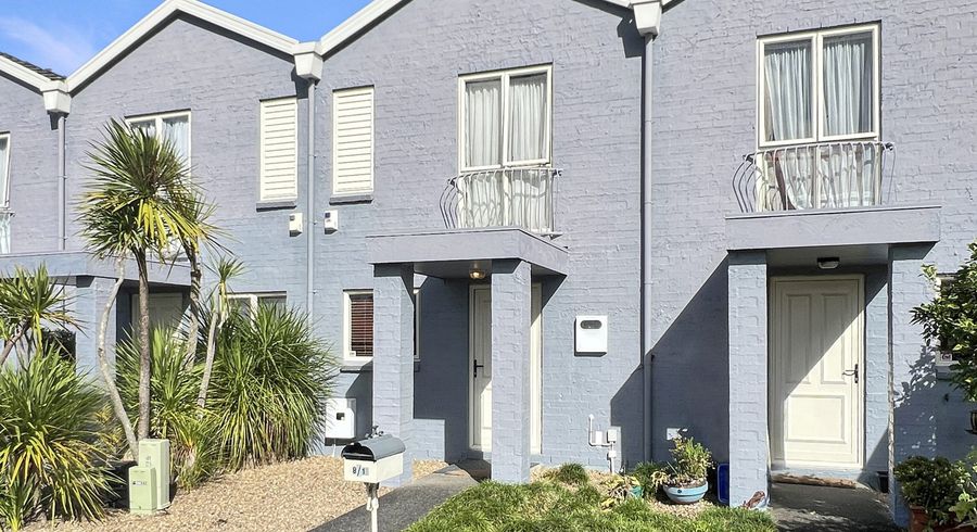  at 8/18 Alicante Avenue, Hill Park, Manukau City, Auckland