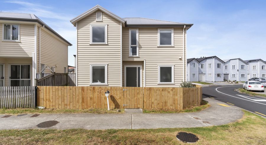  at 7 Warbler Crescent, Papakura, Papakura