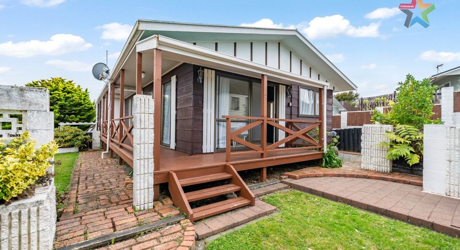  at 14A Mossburn Grove, Kelson, Lower Hutt