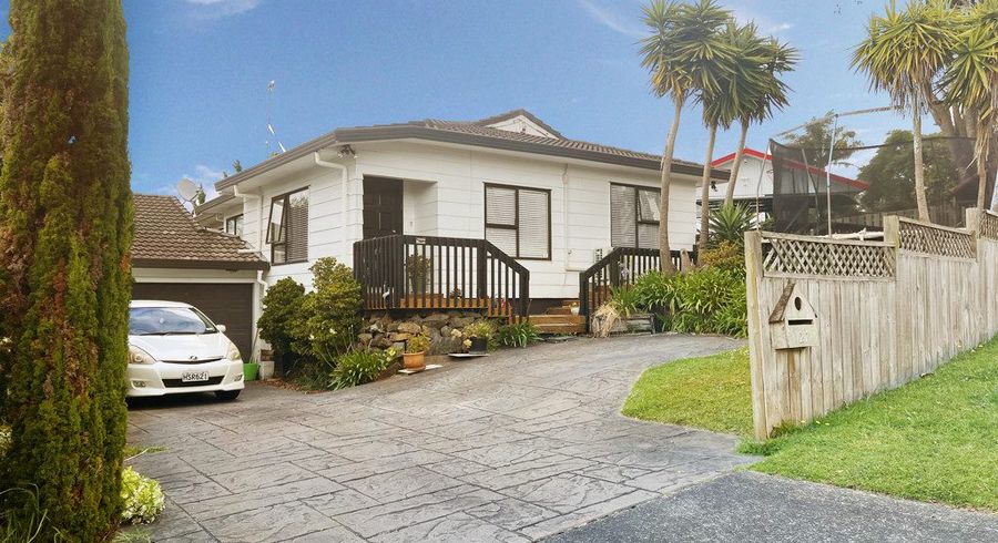  at 27 Sandgate Avenue, Botany Downs, Manukau City, Auckland