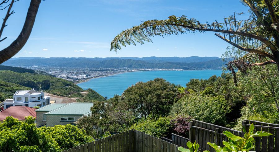  at 5 Bennett Grove, Newlands, Wellington, Wellington