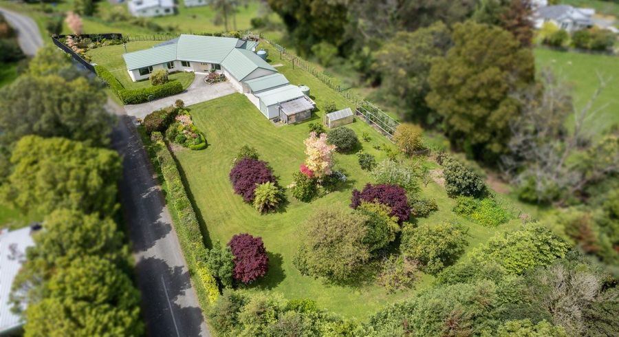  at 6 Riveredge Terrace, Levin